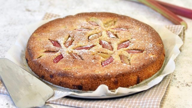 Gâteau à la rhubarbe