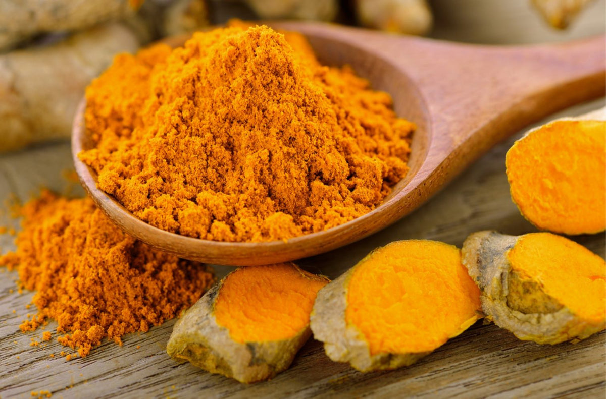 Bienfaits et utilisations du curcuma : tout savoir sur ce superaliment