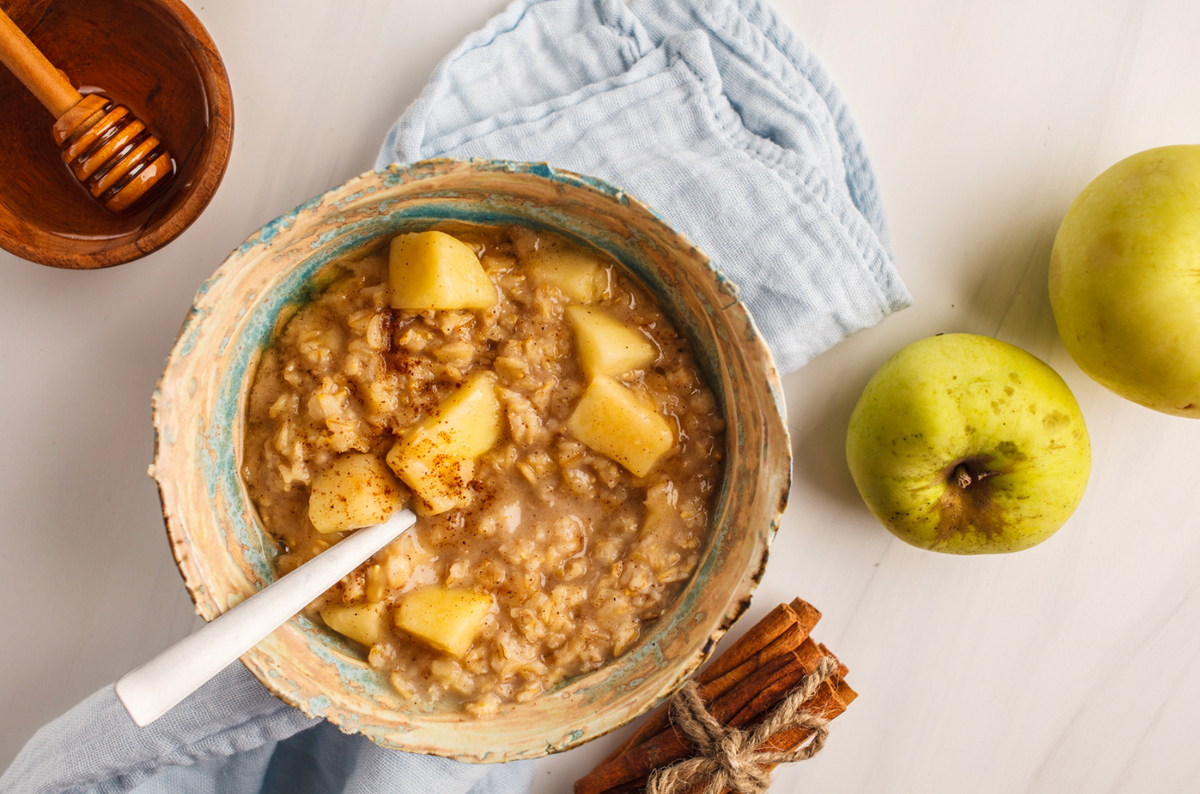 Porridge à la cannelle en poudre