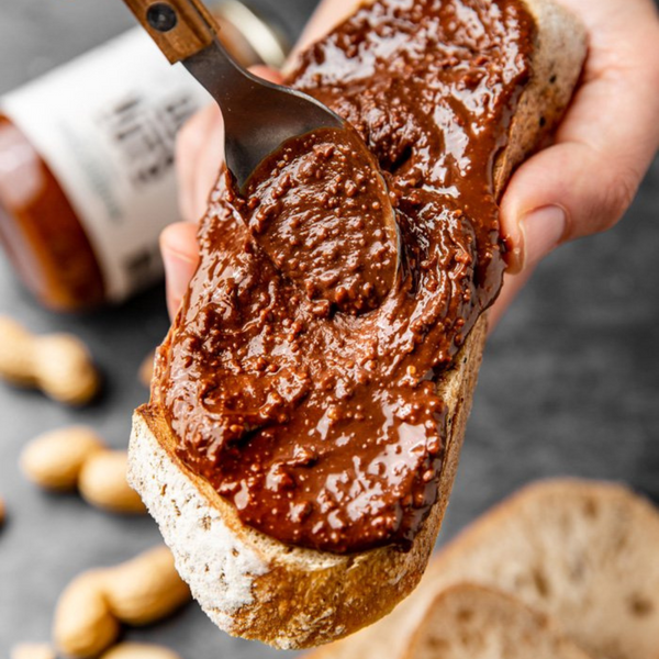 Tartine à la pâte à tartiner choco-noisettes bio